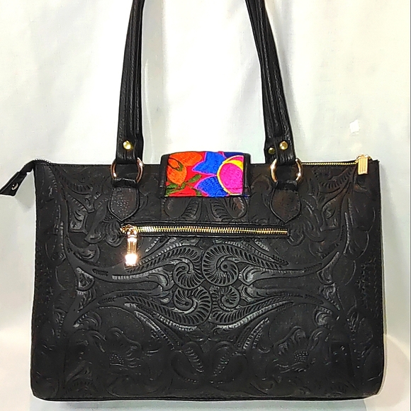 AngeLozano Flora Engraved Leather Tote with Floral Loom - Picture 15 of 16